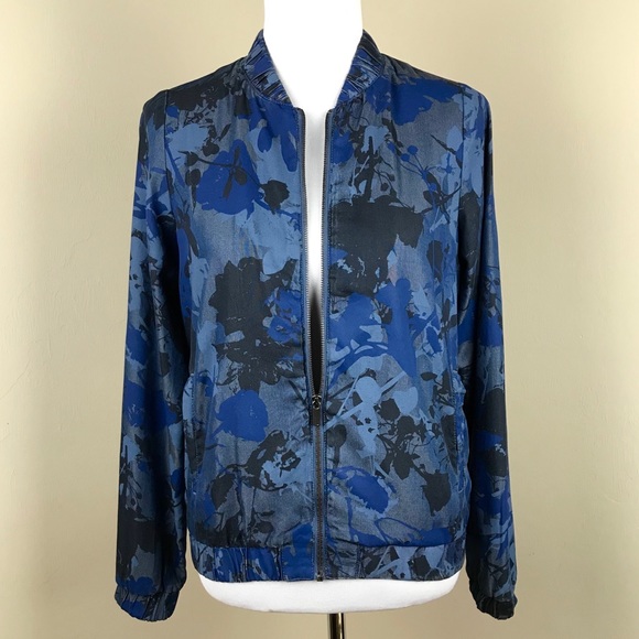 Juicy Couture Blue Floral Jacket Size XS Graphic Zipper Windbreaker Cute Boho - Picture 3 of 9
